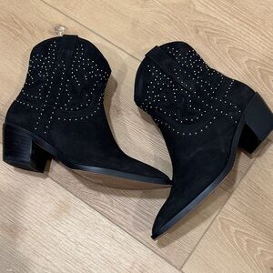 Dolce Vita Solow Stud Black Nubuck Booties